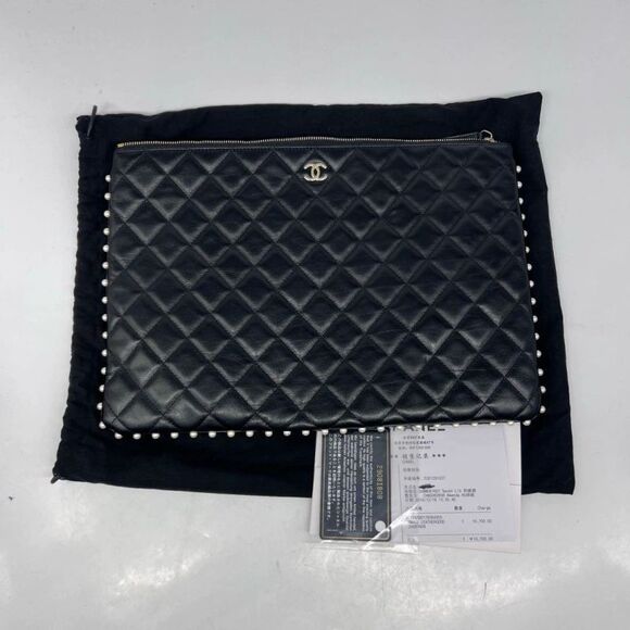 Chanel Women Pre-Loved Bag Very Good Condition - Picture 1 of 9
